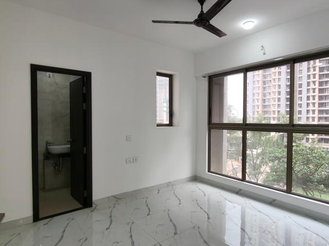 Resale | 1 BHK + Pooja Room,Extra Room 418 Sq.Ft. Apartment in Raymond Ten X Habitat
