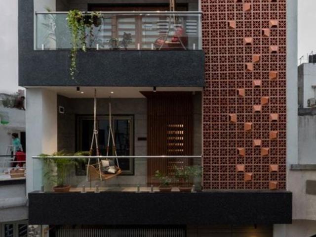 Resale | 1 BHK + Pooja Room,Servant Room,Study Room,Extra Room,Store Room 1200 Sq.Ft. Villa in Jigani