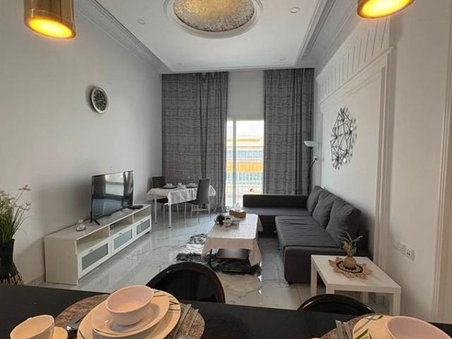 Resale | 1 BHK + Prayer Room 430 Sq.Ft. Apartment in Dosti Group Planet North P180