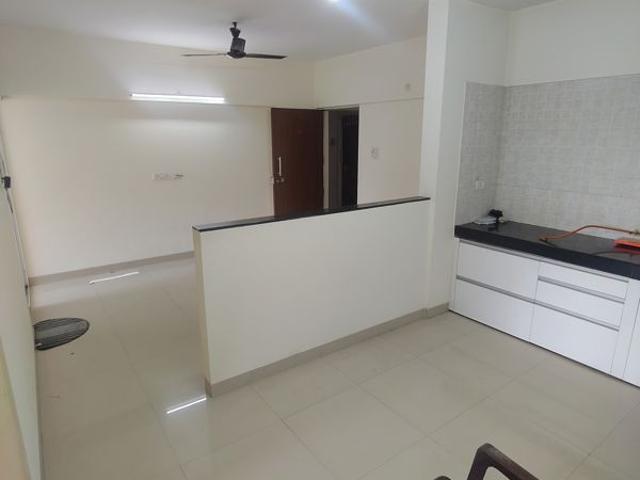Resale | 1 BHK + Prayer Room,Store Room 645 Sq.Ft. Apartment in Godrej Horizon