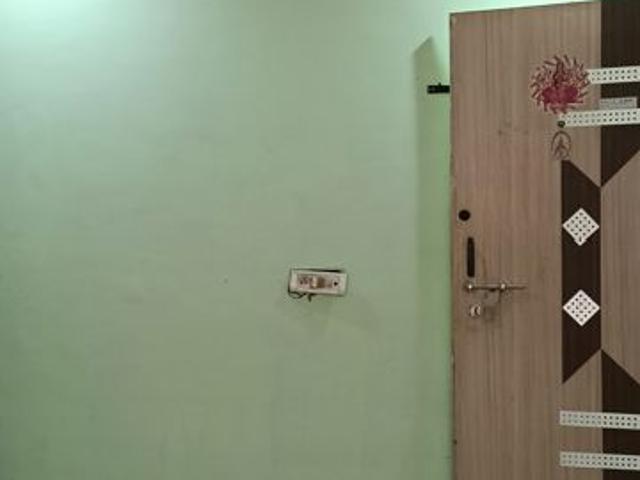 Resale | 1 Rk 400 Sq.Ft. Apartment in Shivneri CHS Dombivli