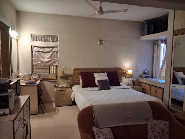 Resale | 1 Rk 550 Sq.Ft. Apartment in Bhagwan Nagar