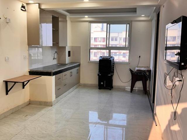 Resale | 1 Rk 750 Sq.Ft. Apartment in Grace World