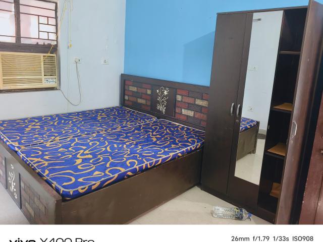 Resale | 1 Rk 250 Sq.Ft. Apartment in Aashirwad Appartment Sect