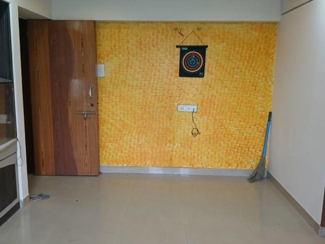 Resale | 1 Rk 275 Sq.Ft. Apartment in NG Suncity