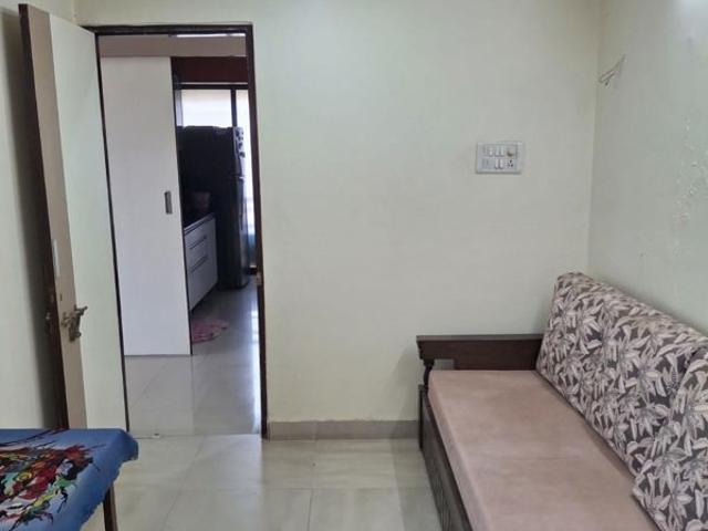 Resale | 1 Rk 280 Sq.Ft. Apartment in Dattani Park 7A
