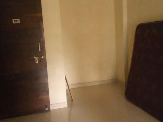 Resale | 1 Rk 300 Sq.Ft. Apartment in Ulwe