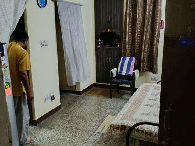 Resale | 1 Rk 350 Sq.Ft. Apartment in Mahadev Apartments Noida