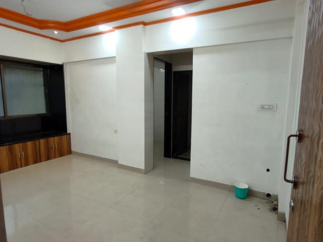 Resale | 1 Rk + Extra Room 240 Sq.Ft. Apartment in Saraf Chaudhary Nagar CHS