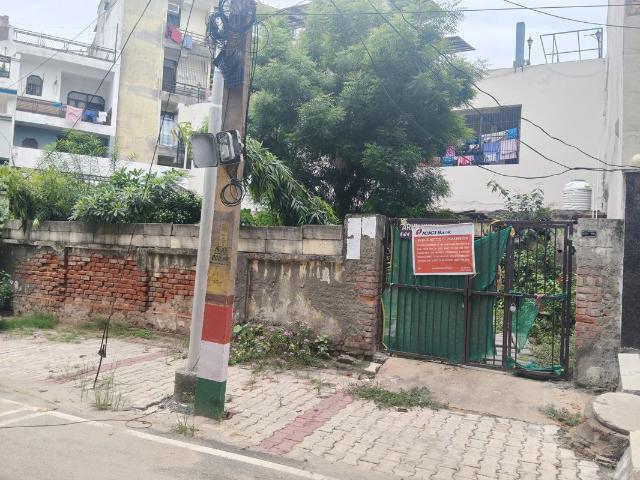 Resale | 20 Sq.Mt. Independent House in Lajpat Nagar