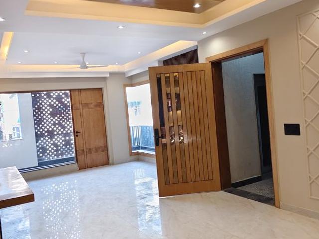 Resale | 263 Sq.Yd. Independent House in Sector 10