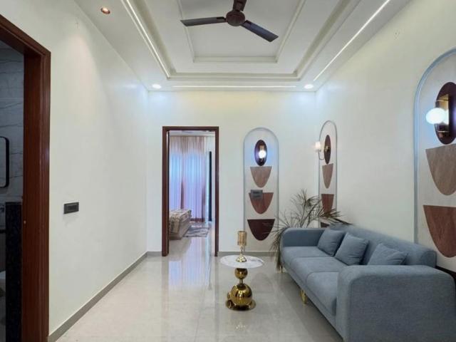Resale | 2.5 BHK + 725 Sq.Ft. Apartment in EV 23 Malibu West