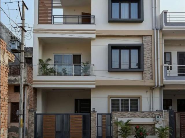 Resale | 2.5 BHK + 800 Sq.Ft. Independent House in Ekta Nagar
