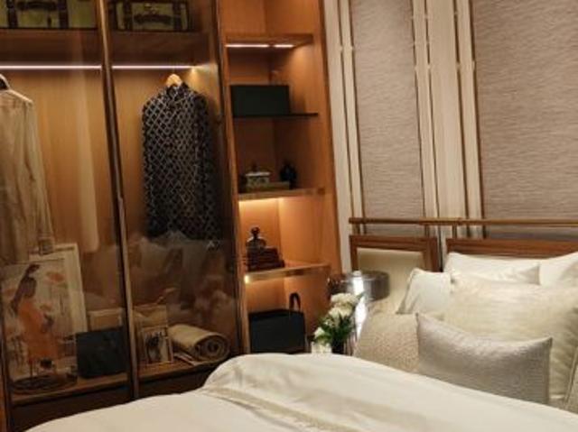 Resale | 2.5 BHK 845 Sq.Ft. Apartment in Shapoorji Pallonji Sewri