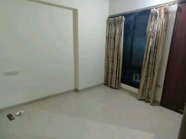 Resale | 2.5 BHK 848 Sq.Ft. Apartment in Dosti Oro 67