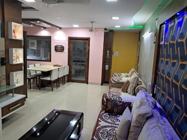 Resale | 2.5 BHK 850 Sq.Ft. Apartment in Malad West