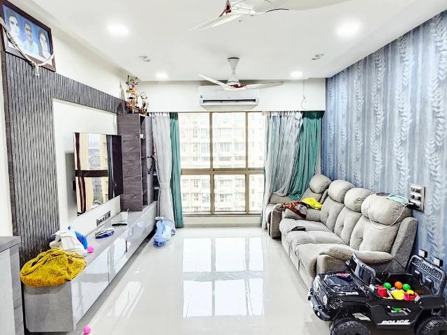 Resale | 2.5 BHK 880 Sq.Ft. Apartment in Andheri East