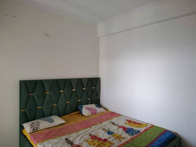 Resale | 2.5 BHK + 885 Sq.Ft. Apartment in SCC Sapphire