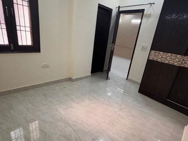 Resale | 2.5 BHK 900 Sq.Ft. Apartment in Mahagun Mahagunpuram