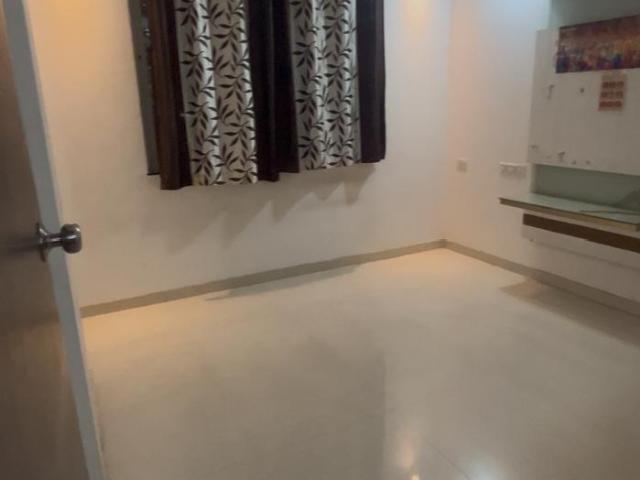 Resale | 2.5 BHK 900 Sq.Ft. Apartment in RK Lunkad Akshay Tower