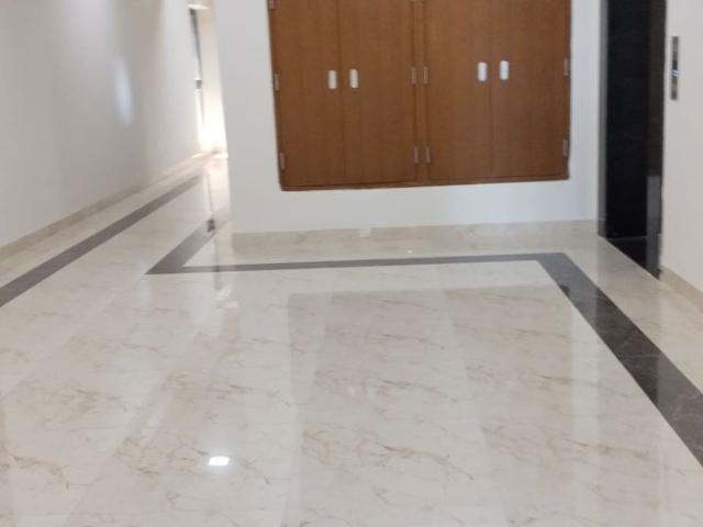 Resale | 2.5 BHK + 925 Sq.Ft. Apartment in Prathamesh Apartment Prabhadevi
