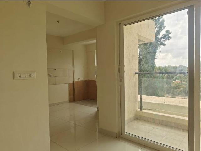 Resale | 2.5 BHK 960 Sq.Ft. Apartment in Salarpuria Sattva Bliss