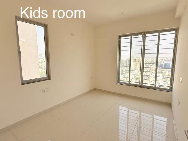 Resale | 2.5 BHK 966 Sq.Ft. Apartment in Kalpataru Exquisite Sierra