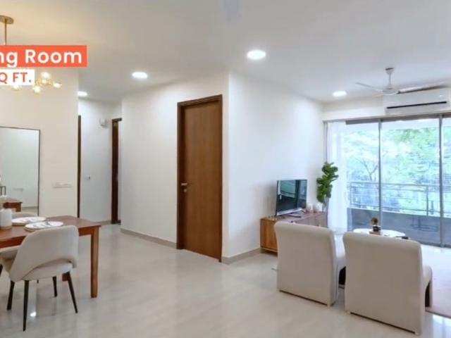 Resale | 2.5 BHK 1044 Sq.Ft. Apartment in Wadhwa The Address Boulevard