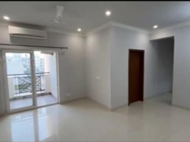 Resale | 2.5 BHK + 1081 Sq.Ft. Apartment in Signature Global Park 4 and 5