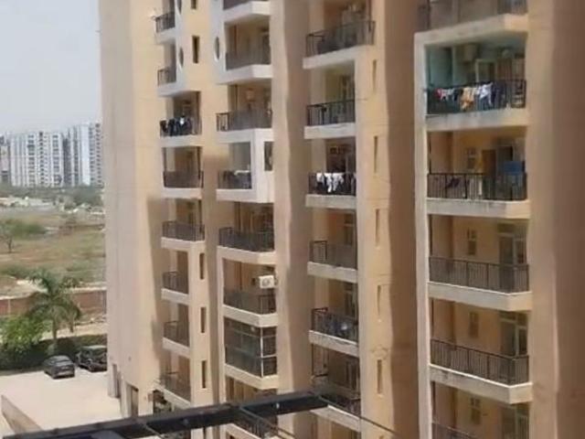Resale | 2.5 BHK + 1116 Sq.Ft. Apartment in Eureka Diya Green City