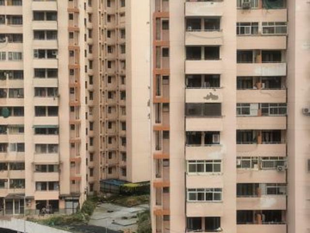Resale | 2.5 BHK + 1133 Sq.Ft. Apartment in SRS Royal Hills