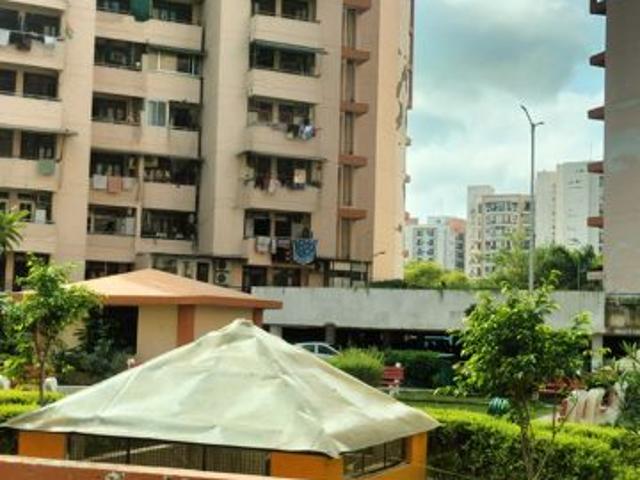 Resale | 2.5 BHK + 1133 Sq.Ft. Apartment in SRS Royal Hills