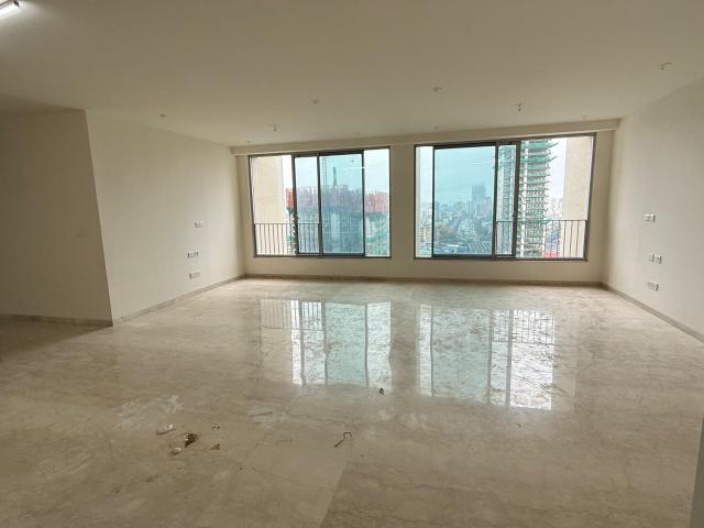Resale | 2.5 BHK 1180 Sq.Ft. Apartment in Evershine Crown