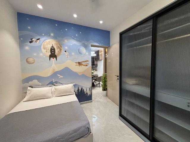 Resale | 2.5 BHK + 1255 Sq.Ft. Apartment in Sector 8 Pushpak Nagar