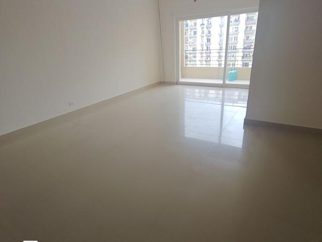 Resale | 2.5 BHK + 1250 Sq.Ft. Apartment in Omaxe Hazratganj Residency