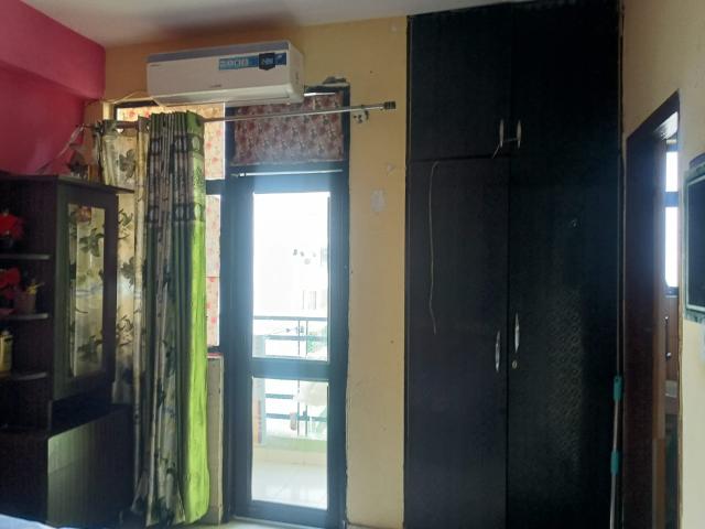 Resale | 2.5 BHK 1252 Sq.Ft. Apartment in Devika Skypers