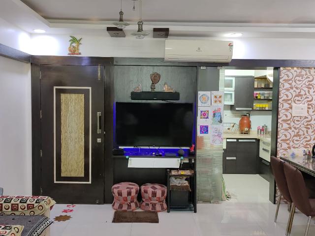 Resale | 2.5 BHK 1300 Sq.Ft. Apartment in Triveni Bhoomi Harmony