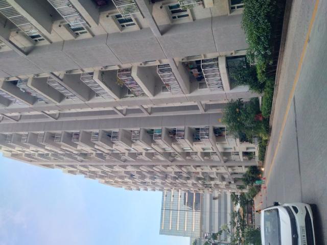 Resale | 2.5 BHK 1320 Sq.Ft. Apartment in L&T Raintree Boulevard