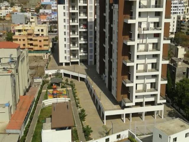 Resale | 2.5 BHK + 1350 Sq.Ft. Apartment in Gagan Arena
