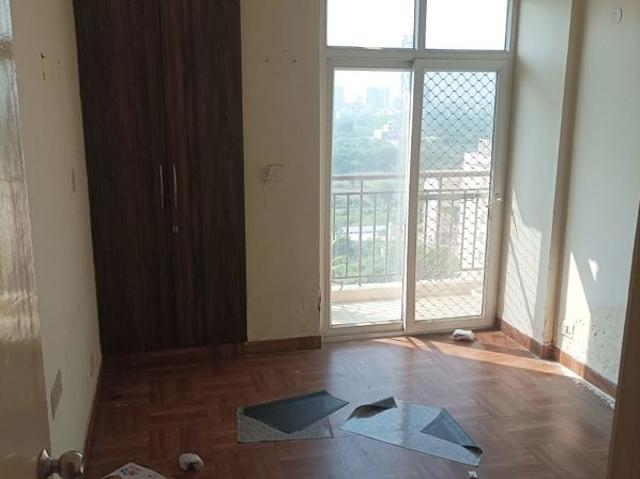 Resale | 2.5 BHK + 1387 Sq.Ft. Apartment in KLJ Greens