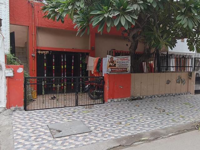 Resale | 2.5 BHK 160 Sq.Yd. Independent House in Sector 16