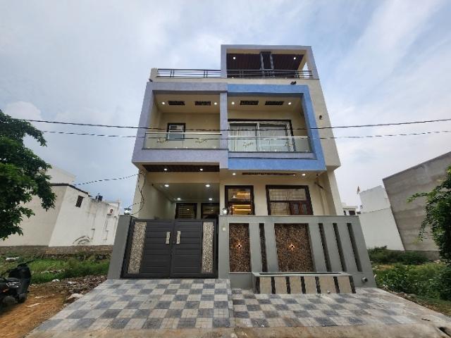 Resale | 2.5 BHK 175 Sq.Mt. Independent House in Vaastu Apartments