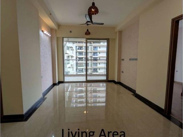 Resale | 2.5 BHK + Basement,Store Room 1521 Sq.Ft. Apartment in G Corp Residency