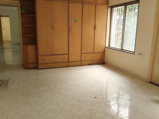 Resale | 2.5 BHK + Extra Room 1350 Sq.Ft. Apartment in Raviraj Planet Millenium