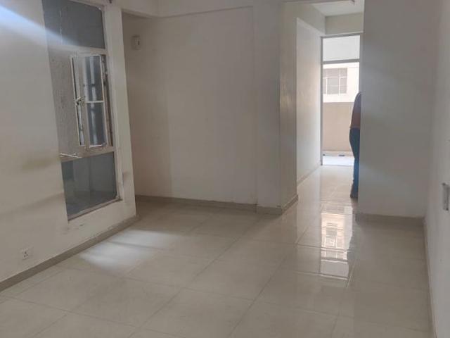 Resale | 2.5 BHK + Extra Room 645 Sq.Ft. Apartment in Signature Global Signum 107
