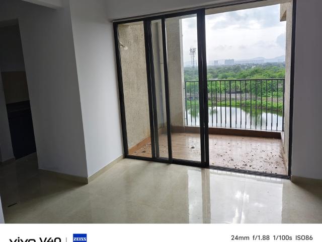 Resale | 2.5 BHK + Pooja Room,Extra Room 1280 Sq.Ft. Apartment in Lodha Palava City