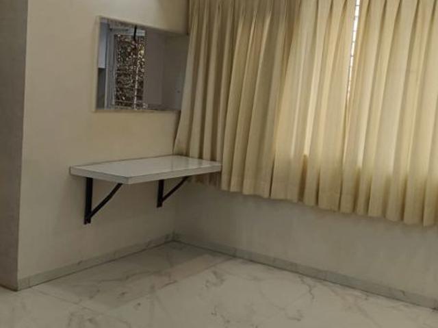 Resale | 2.5 BHK + Pooja Room,Extra Room 1285 Sq.Ft. Apartment in Kalpataru Towers