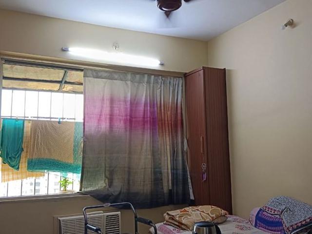 Resale | 2.5 BHK + Pooja Room,Servant Room 730 Sq.Ft. Apartment in Dosti Group Acres