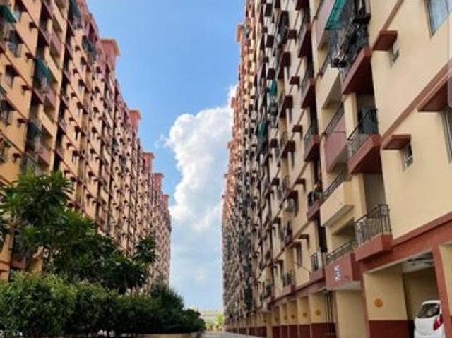 Resale | 2.5 BHK + Pooja Room 1093 Sq.Ft. Apartment in Govardhan Enclave Lucknow