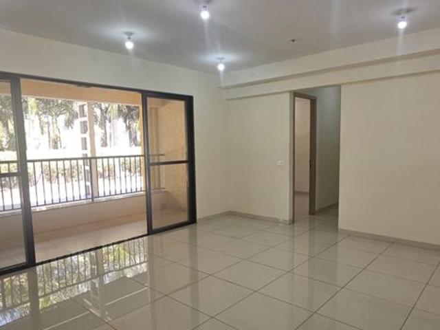 Resale | 2.5 BHK + Pooja Room 1100 Sq.Ft. Apartment in Magarpatta Riverview City Hornbill Heights